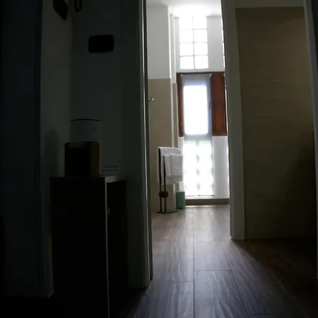 Solferino Light & Space: Elegante Bilocale In Centro Appartement *